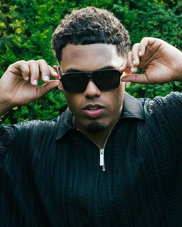 MYKE TOWERS